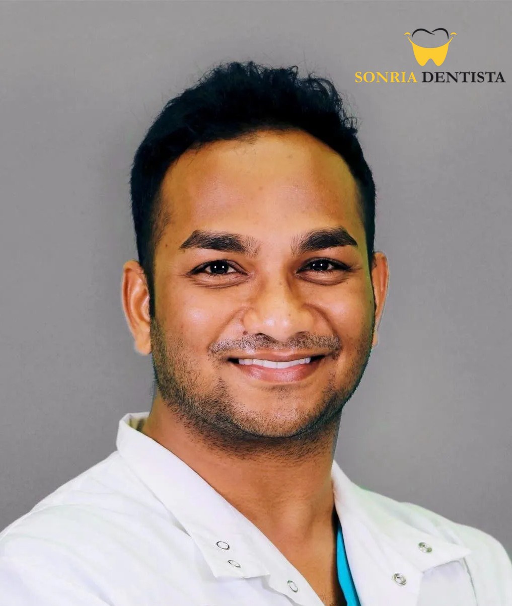 Dr. Tarun Mundluru, dentist at Sonria Dentista