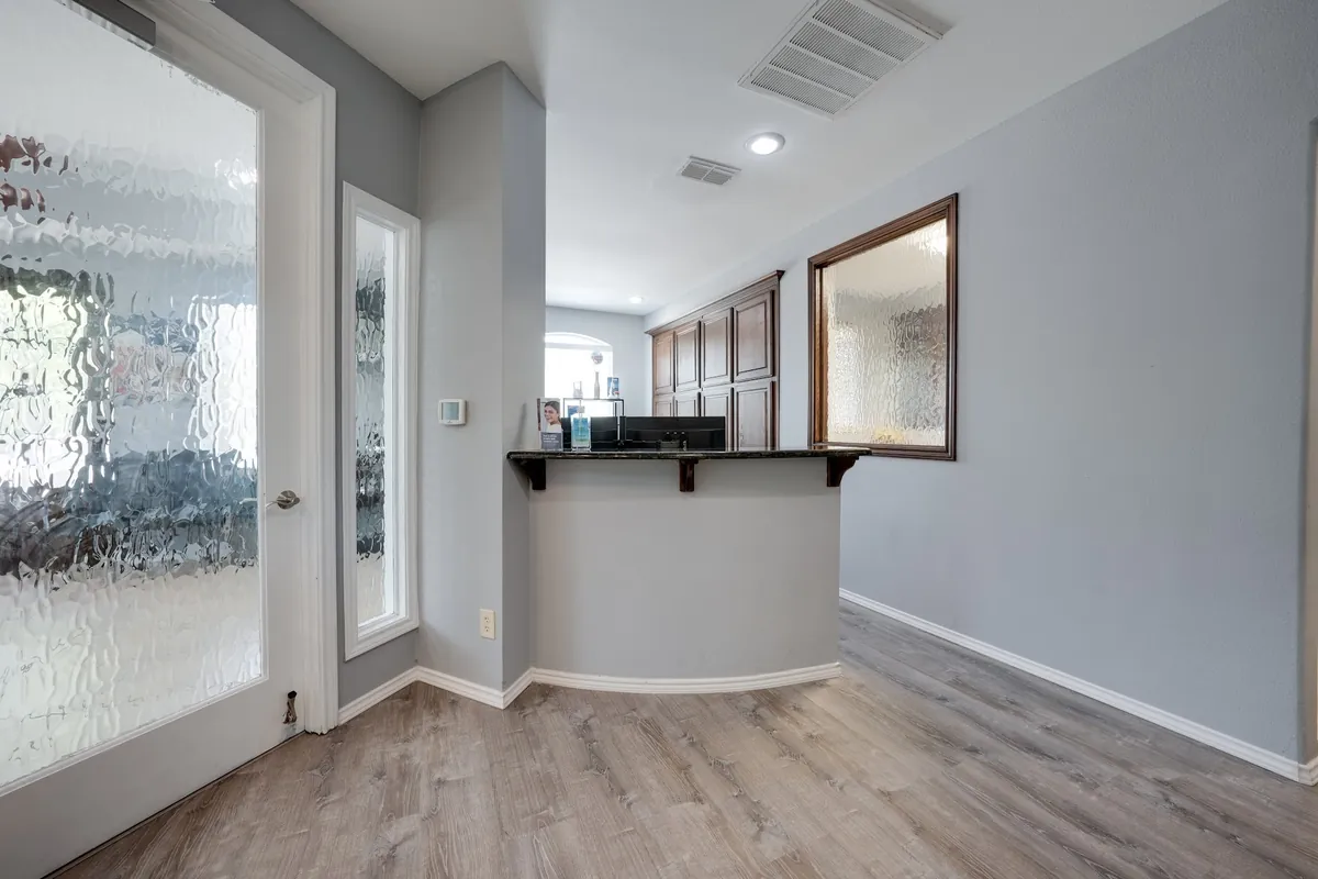 Mostrador de registro dentro de Sonria Dentista Grand Prairie